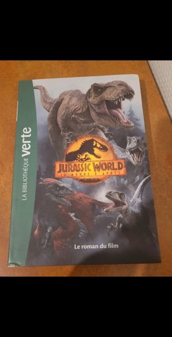 📖 Jurassic World : Le Monde d’Après – La Bibliothèque Verte