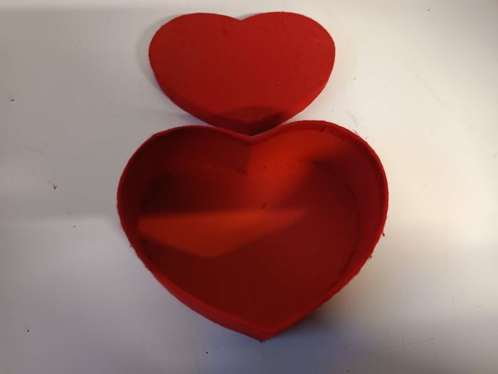 Boite cœur en très bon état. - photo numéro 7