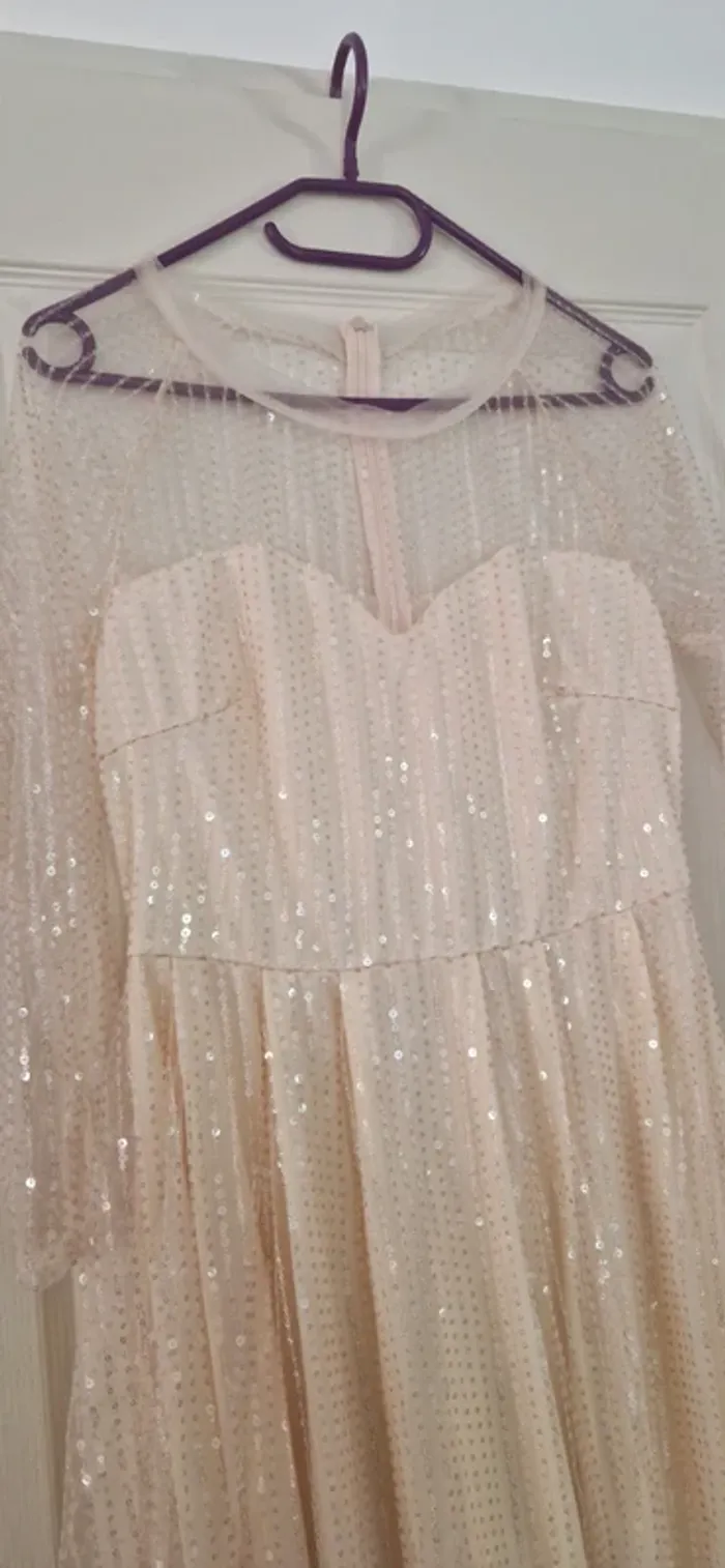 Robe de soirée tulle et sequins