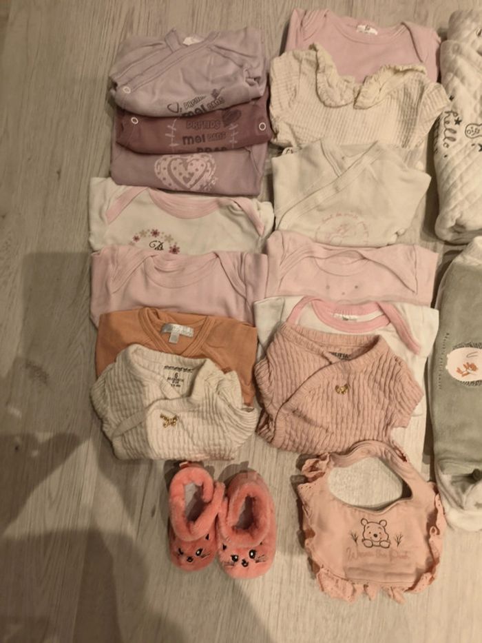 Lot 3 mois fille hiver - photo numéro 2