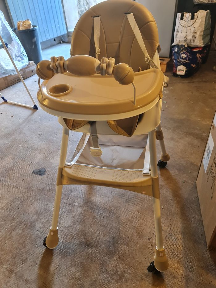 Chaise haute - photo numéro 3