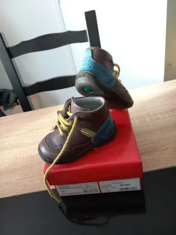 Chaussure kickers 19