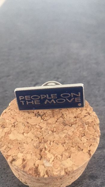 Pin’s pins people on the move / cinéma