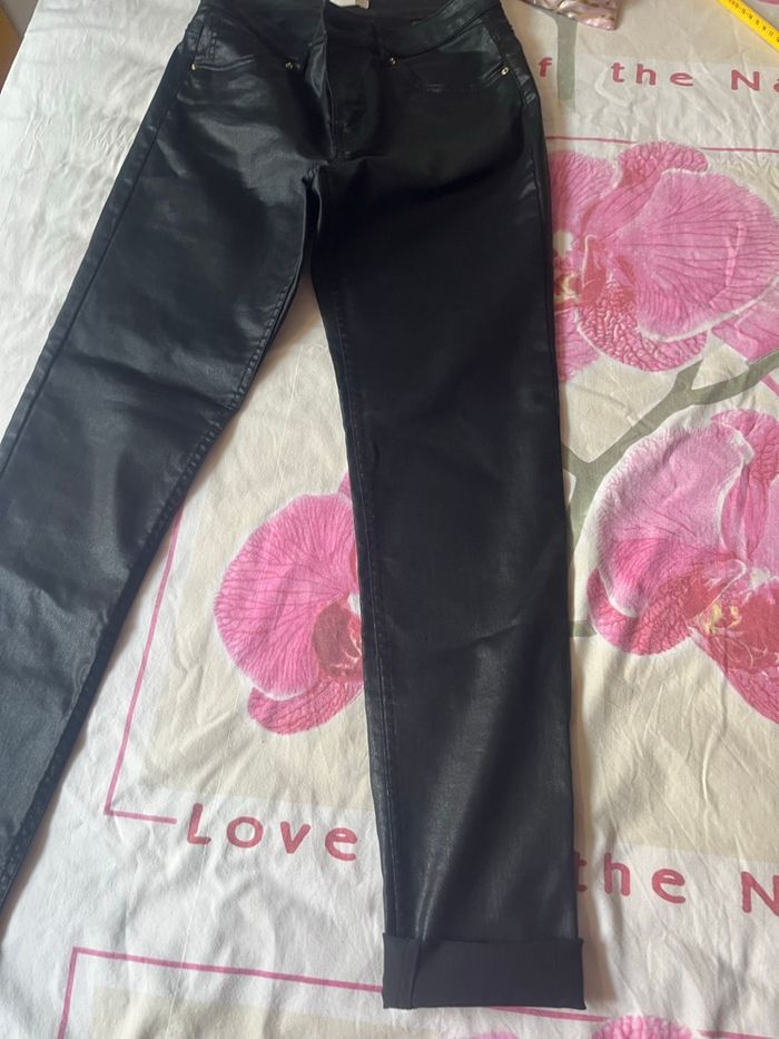 Jeans enduit - photo numéro 6