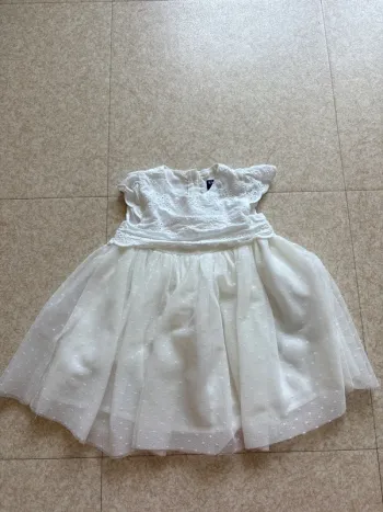 Robe blanche en 1 mois