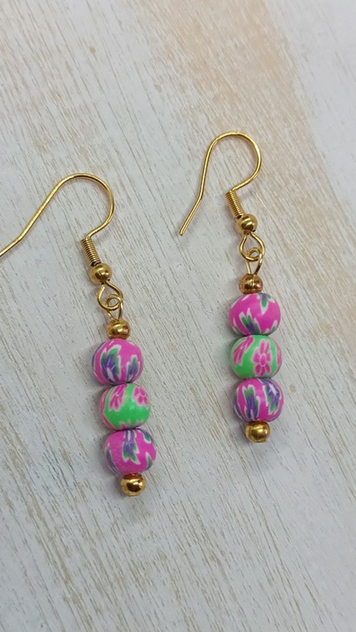 Jolies boucles d'oreilles