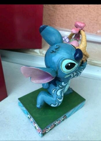 Stitch chasse à l œufs pâques