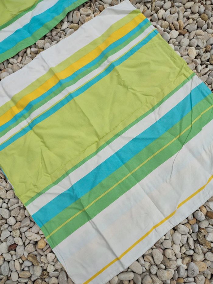 Taie d'oreiller multicolore - photo numéro 2