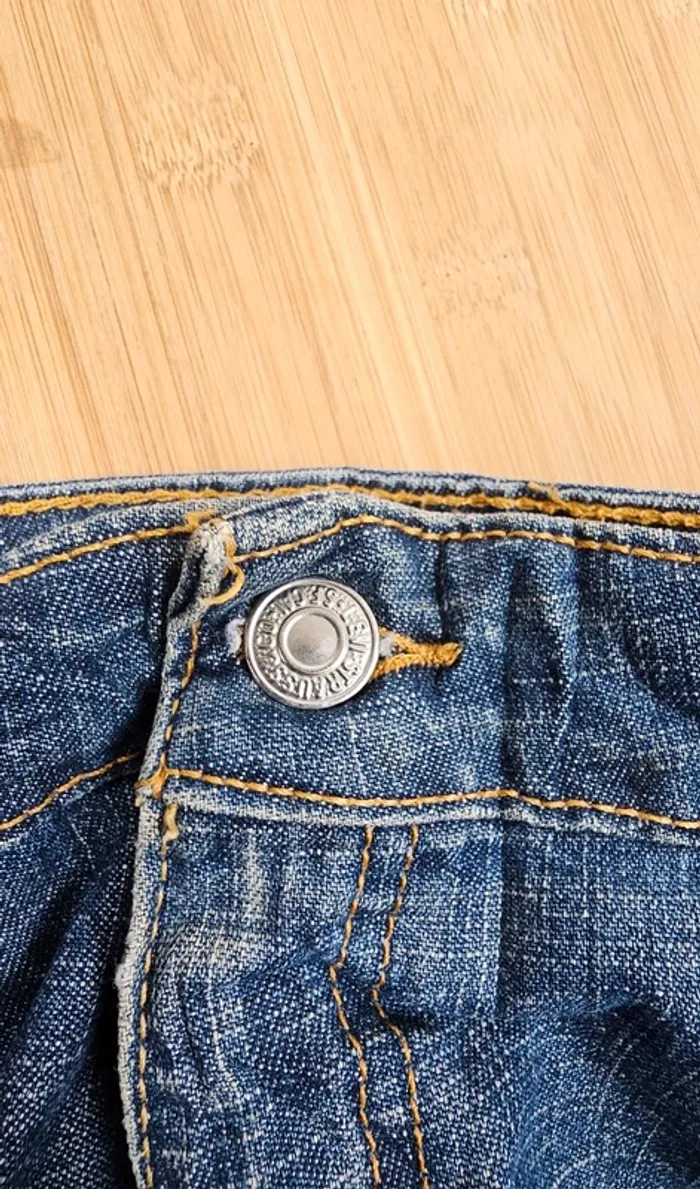 Levi's T:XXL + patchs offerts - photo numéro 6
