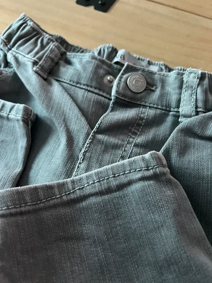🟩 Jeans garçon 🟩 - photo numéro 2