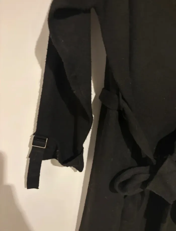 Jolie robe col V La City taille 38/M en très bon état - photo numéro 2