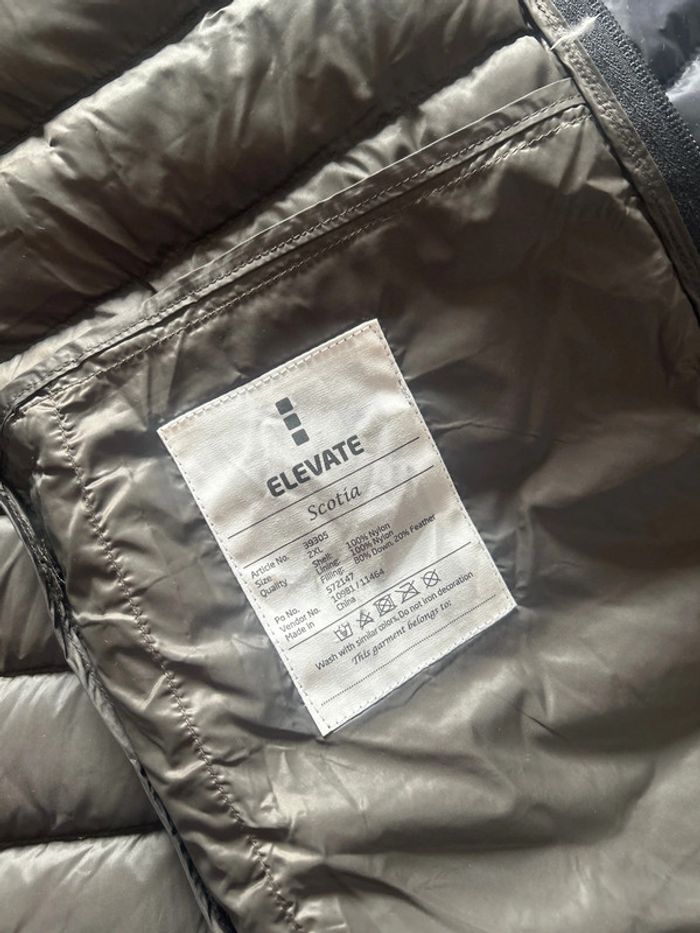 Doudoune légère duvet Elevate bosch neuf - photo numéro 3