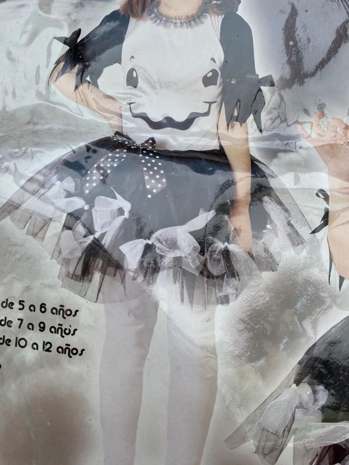 Robe déguisement fantasma neuf 5-6 ans - photo numéro 3