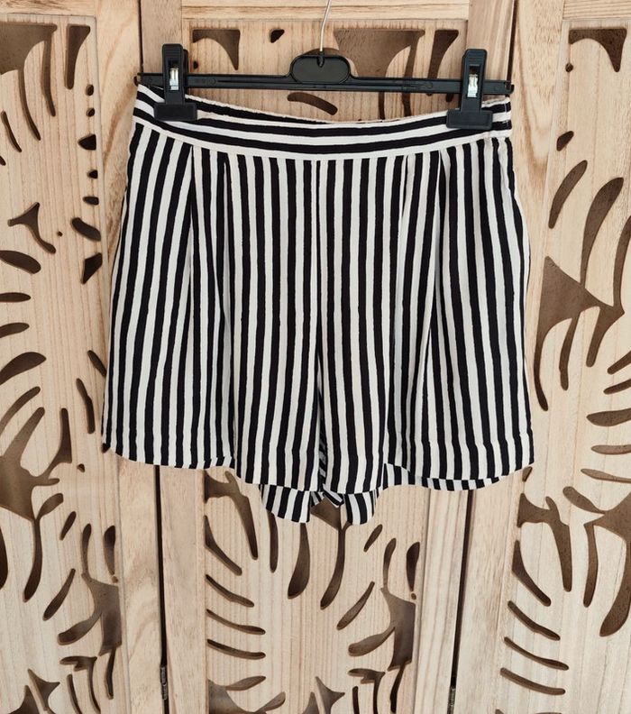Short à rayures fluide et léger T 38 H&M - photo numéro 3
