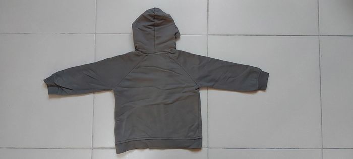 Gilet zippé à capuche 4 ans - photo numéro 4