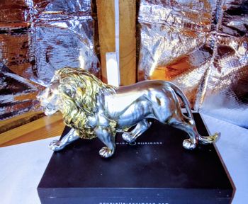 Lion doré et argenté 