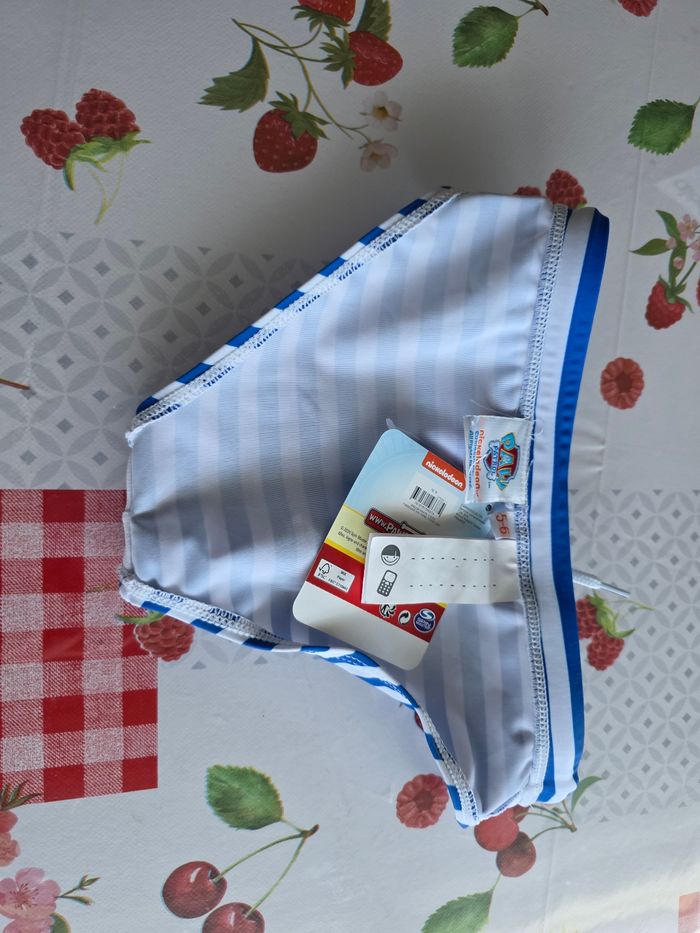 MAILLOT BAIN GARÇON 👦 NEUF ÉTIQUETTE DESSUS PAW PATROL 5/6 ANS NICKELEDEON - photo numéro 4