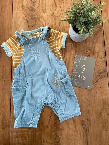 Ensemble salopette short tee shirt orchestra 9 mois