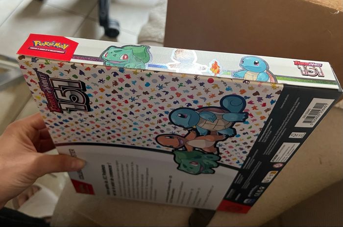 Coffret poster Pokémon 151 scellé - photo numéro 3