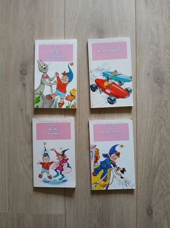 Lot de 4 livres Oui-Oui