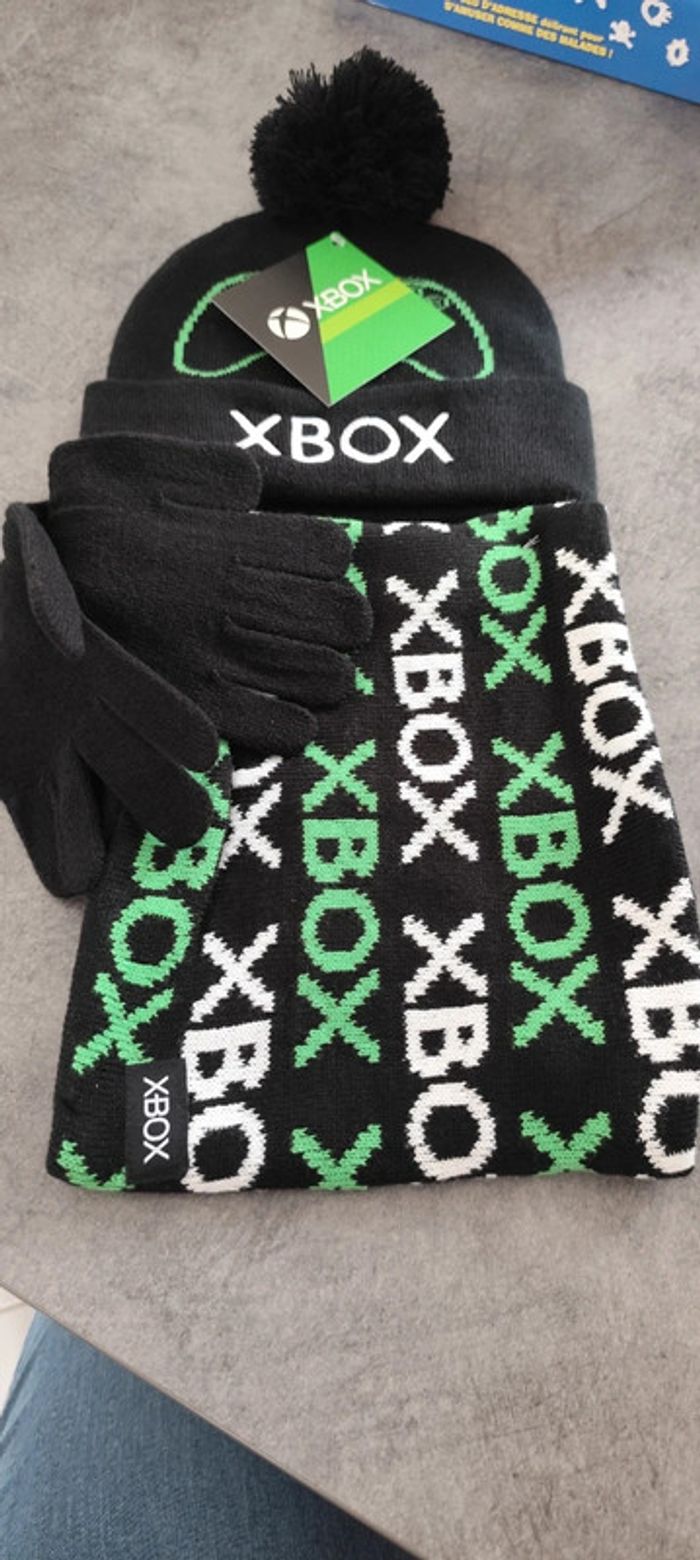 Lot bonnet cache cou gants