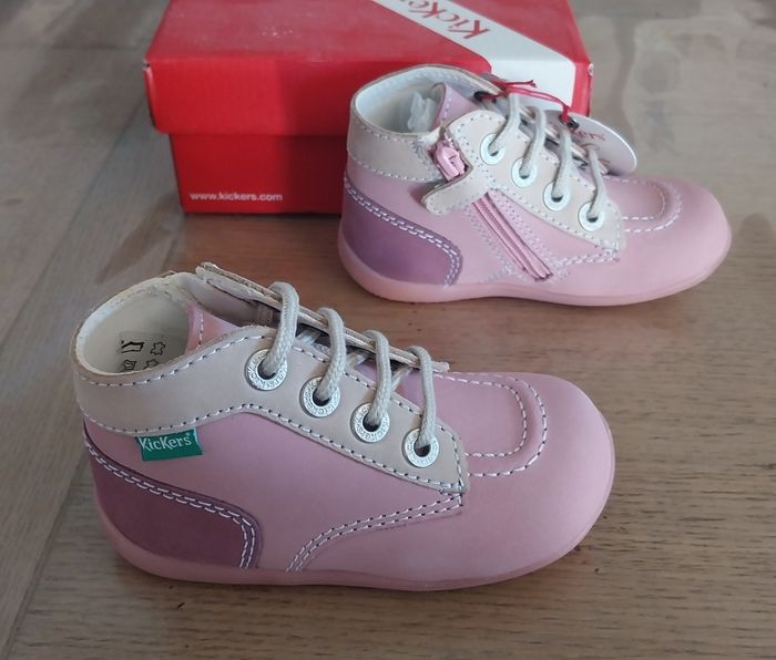 Bottines cuir fille pointure 23 neuves - photo numéro 3