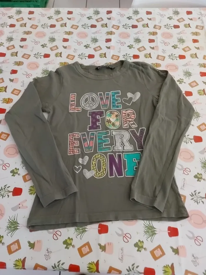 T-shirt