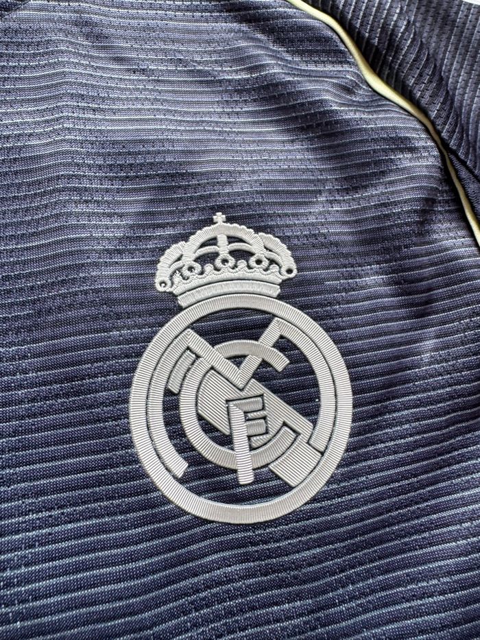 Maillot Real Madrid - photo numéro 4