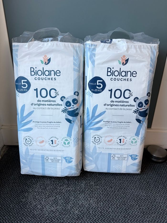 Un lot de deux packs de couches Biolane Taille 5 11-25 kg 40 couches X 2