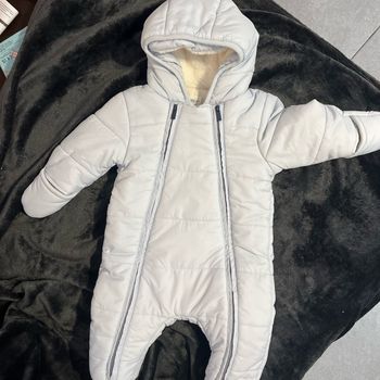 Combinaison pilote carrément beau