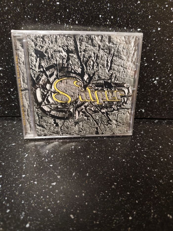 Cd sniper gravé dans la roche neuf