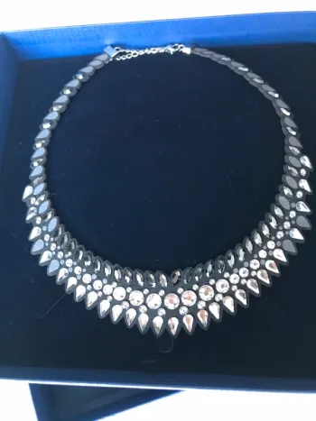 Collier strass neuf Swarovski
