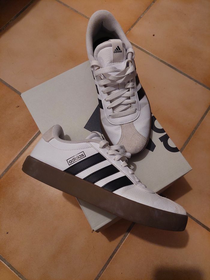 Baskets adidas VL Court