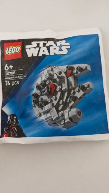 Lego star wars 30708 millenium falcon