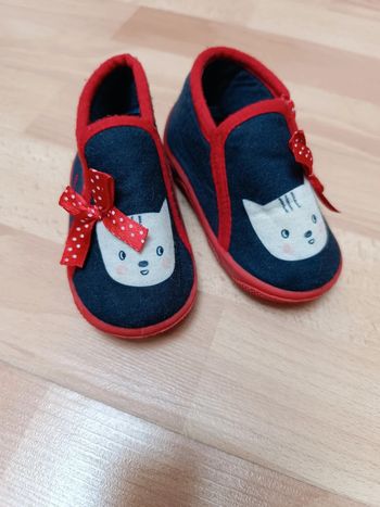 Petites chaussures pour bébé