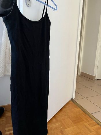 Robe mi-longue