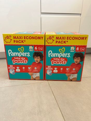 148 couches Pampers Baby Dry pants taille 6