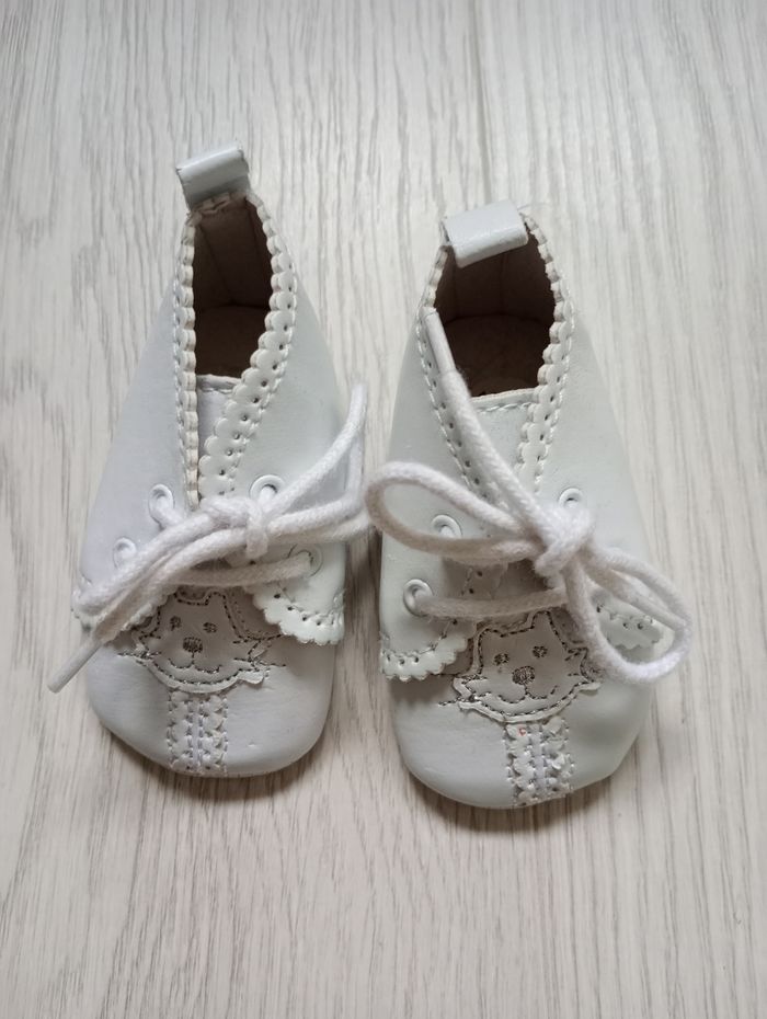 Chaussures bébé 3-6 mois - photo numéro 2