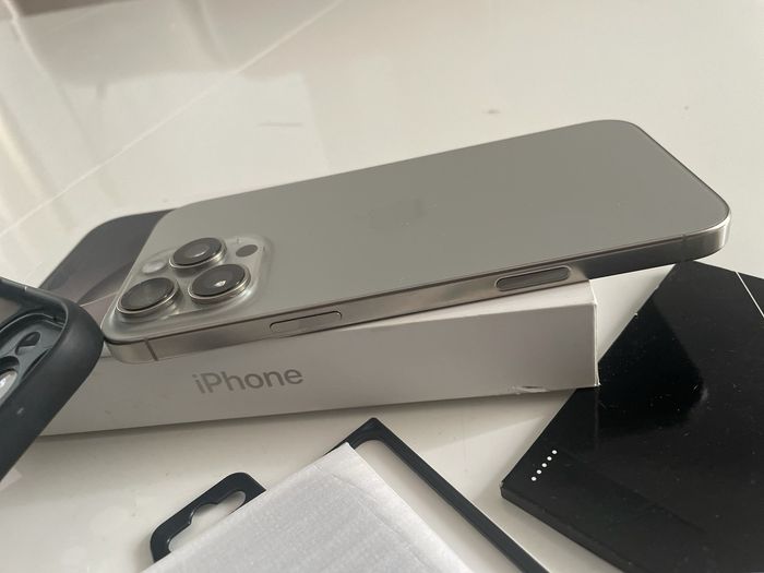 i.P.h.o.n.e 15 pro Max - photo numéro 4