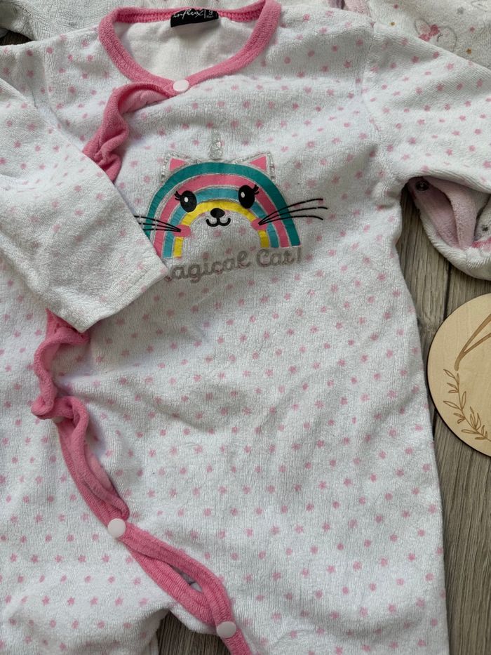 Pyjamas 9 mois - photo numéro 3