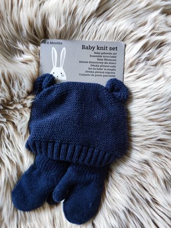 Ensemble bonnet et moufles 0 6 mois
