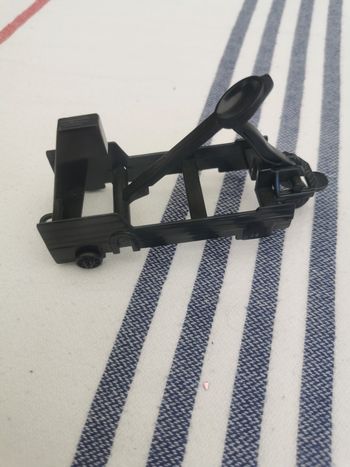 Catapulte en plastique noir