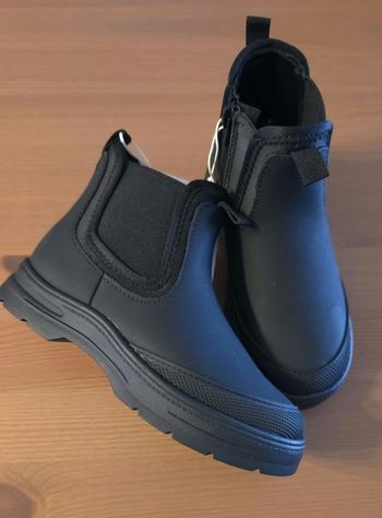 Neuves (non portées) 🏷💙🤩 Bottines Pointure 26 garçon 💙🤩