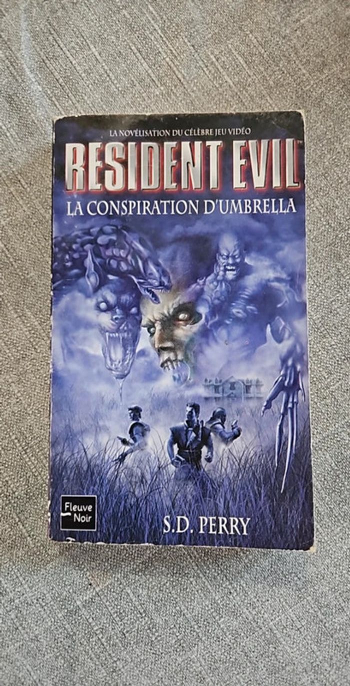 Livre résident evil la conspiration d'umbrella
