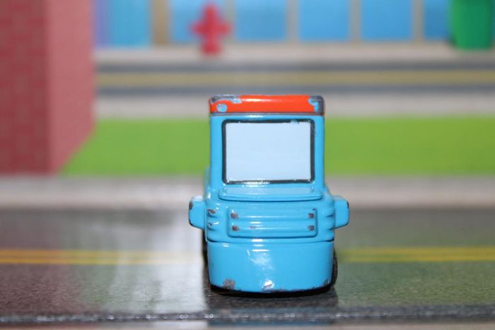 Disney Pixar Luke Pettelwork et caisse à outils - photo numéro 3