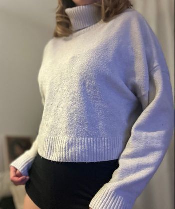 Pull manche longue col roulé blanc cassé