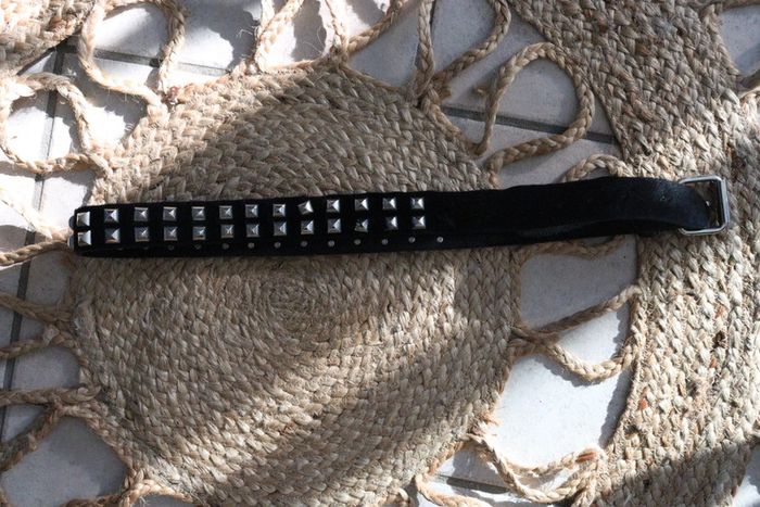 Ceinture noire en cuir de vachette à clous - photo numéro 2