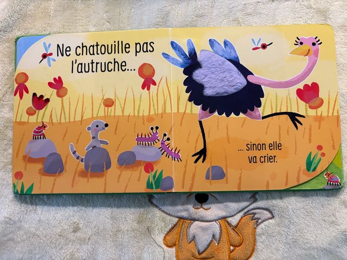 Livre sonore et à toucher usborne sam taplin ne chatouille pas le singe - photo numéro 6