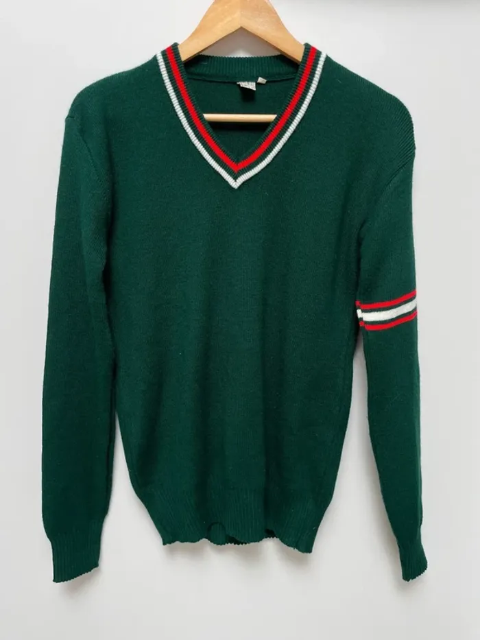 Vintage acrylic knitted V-neck pullover green made in Italy 🇮🇹