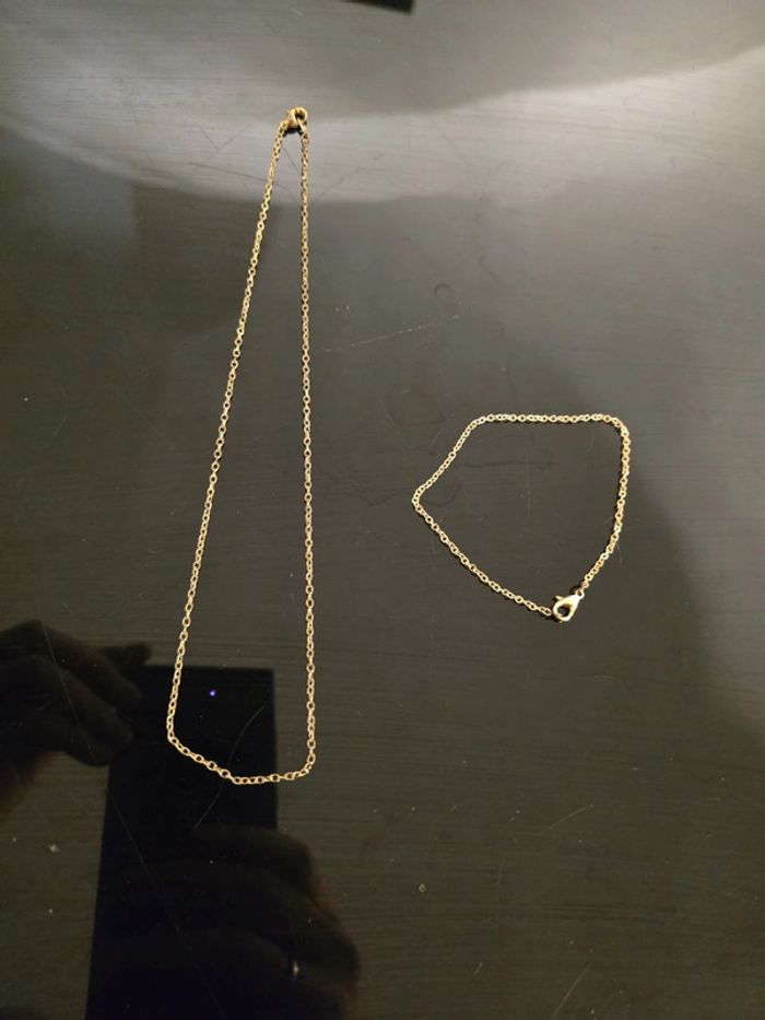 Lot collier et bracelet dorés vintage